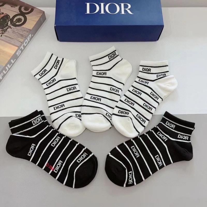 DIOR